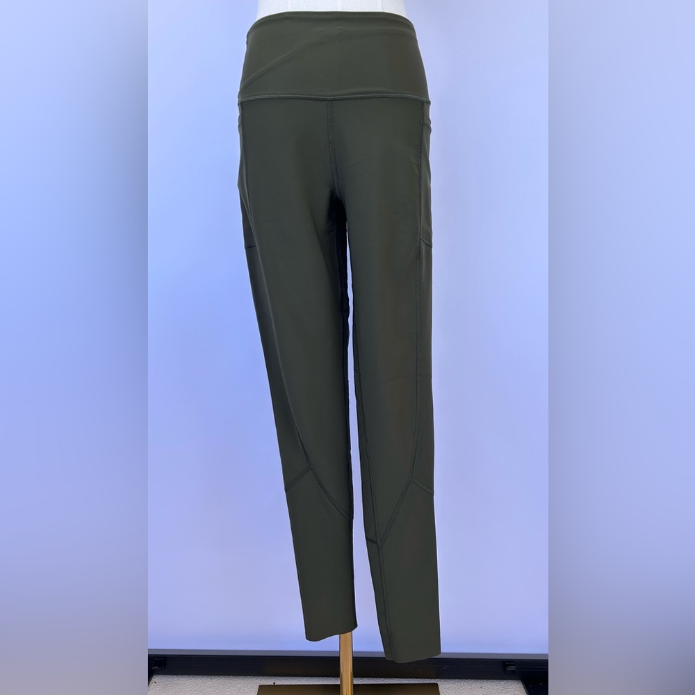 Victoria Sport Women’s Total Knockout Leggings Olive‎ Size Medium Long